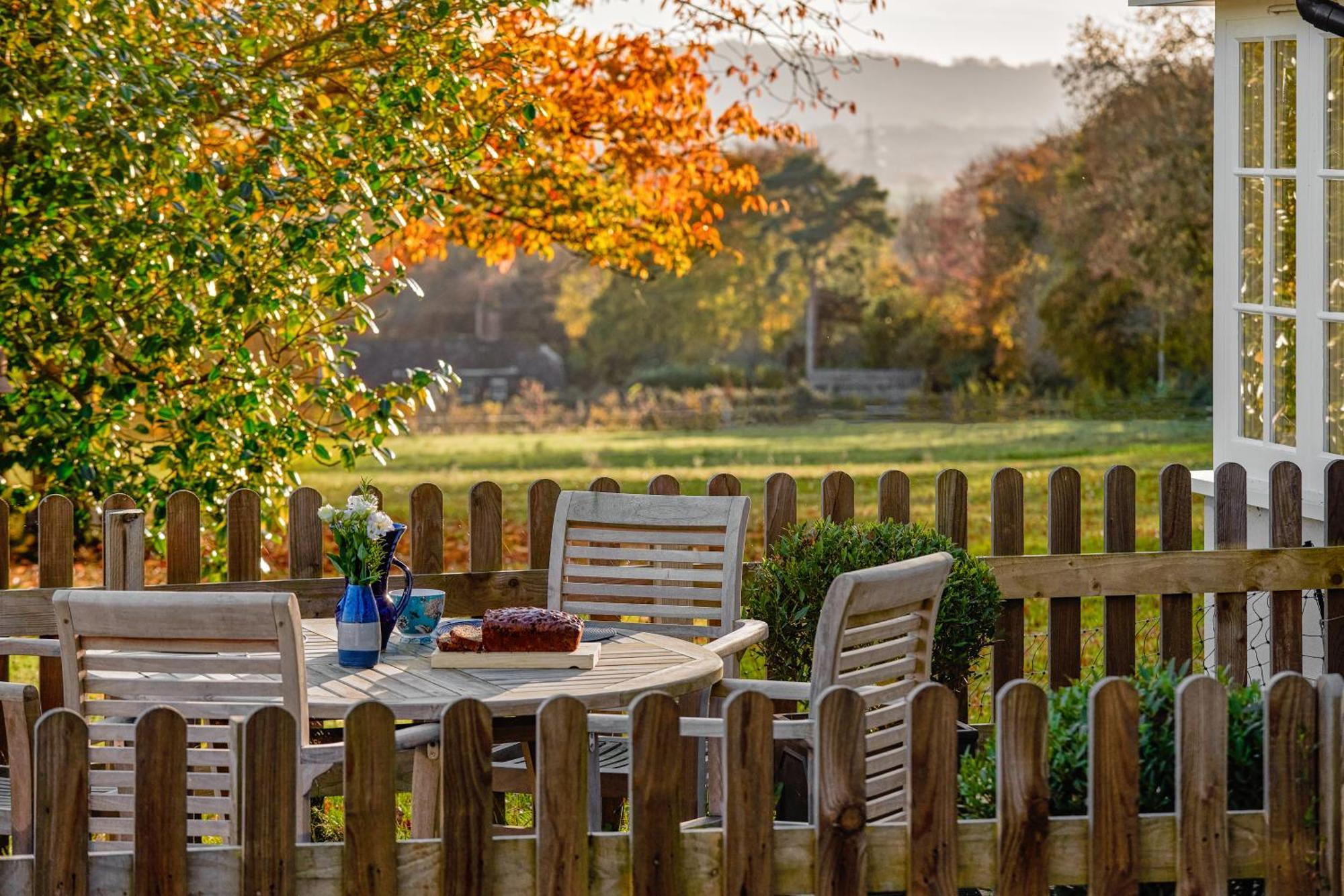 ピーターズフィールドGarden Flat Near Goodwood With Stunning Viewsアパートメント エクステリア 写真