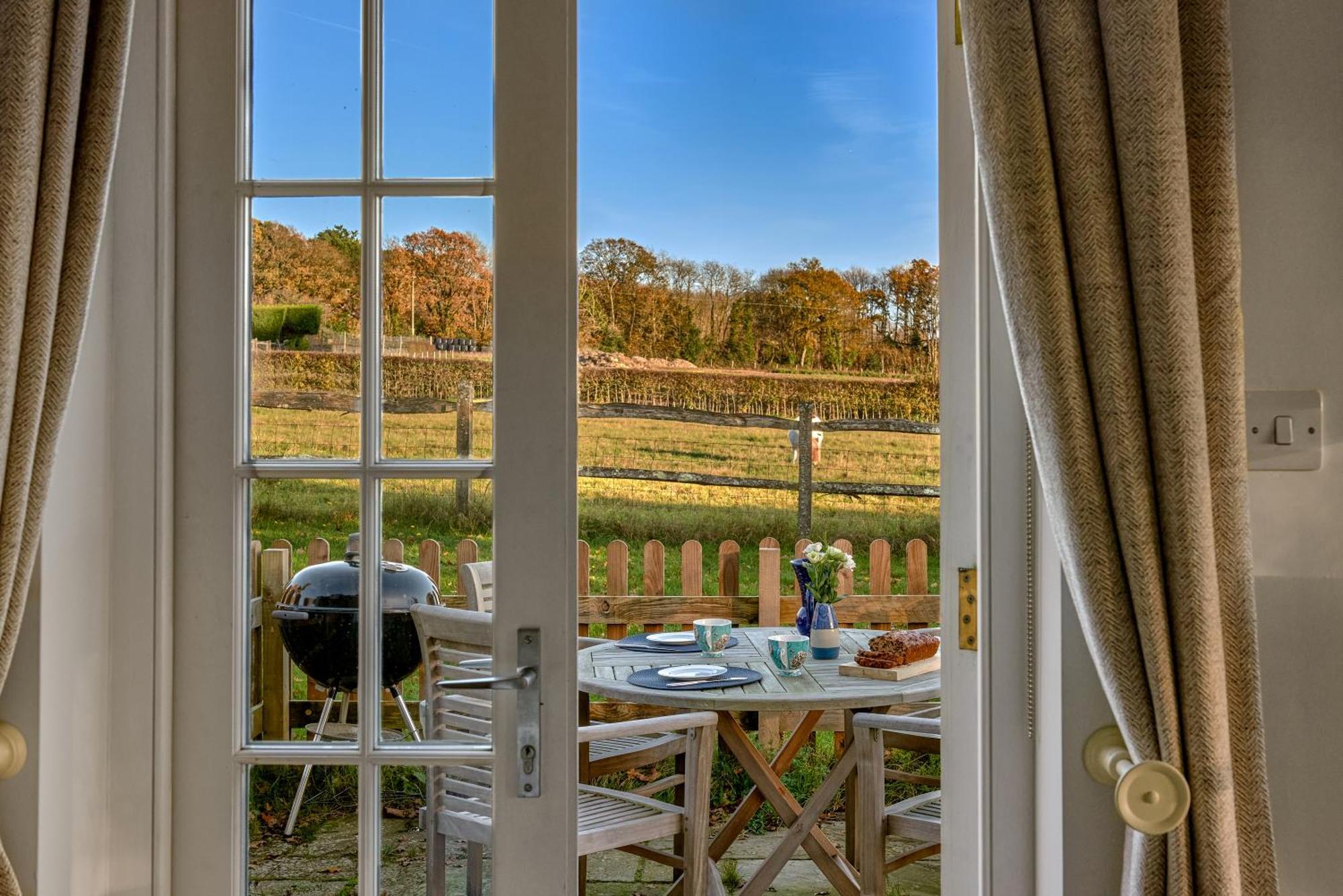 ピーターズフィールドGarden Flat Near Goodwood With Stunning Viewsアパートメント エクステリア 写真