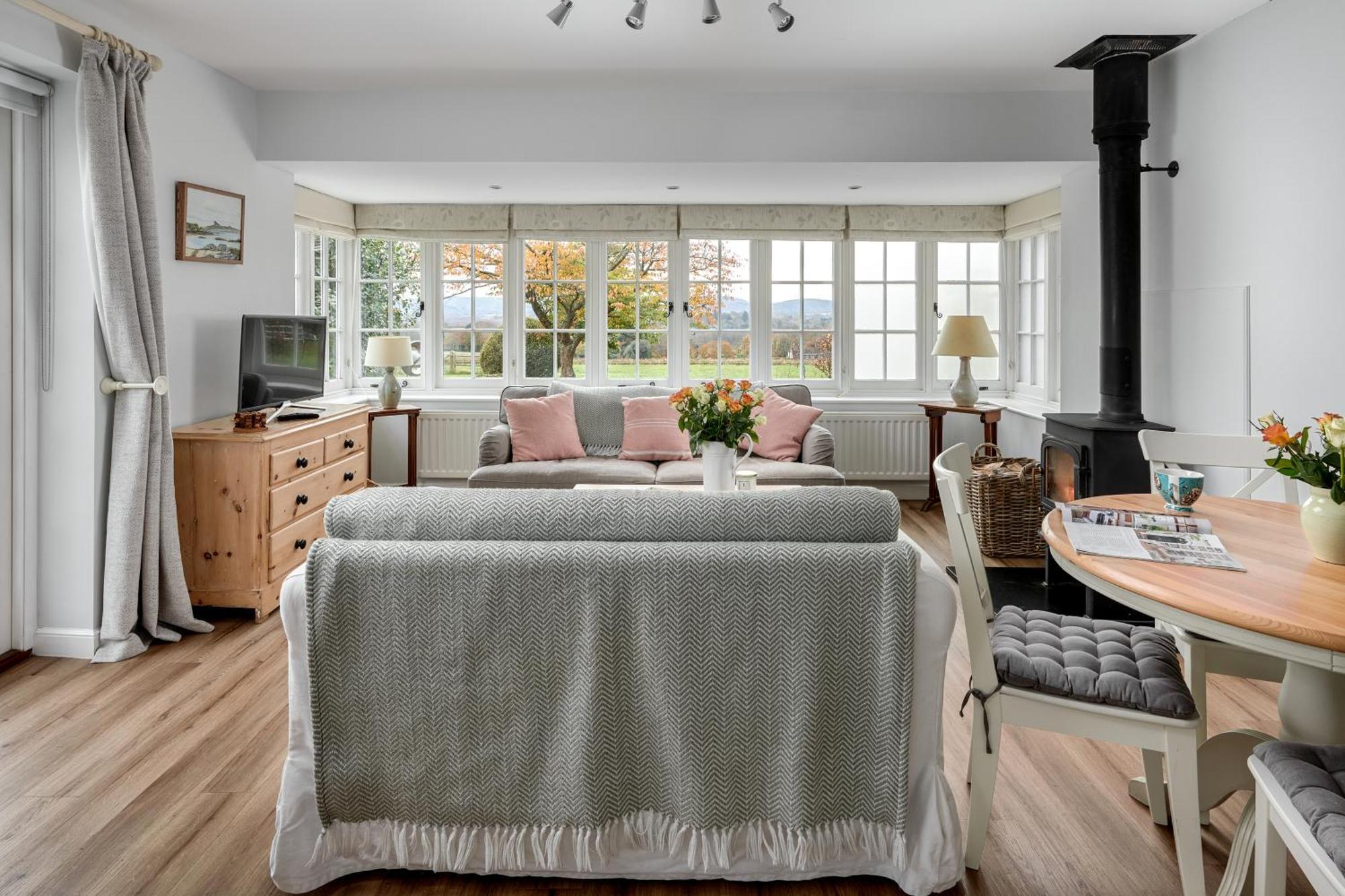 ピーターズフィールドGarden Flat Near Goodwood With Stunning Viewsアパートメント エクステリア 写真